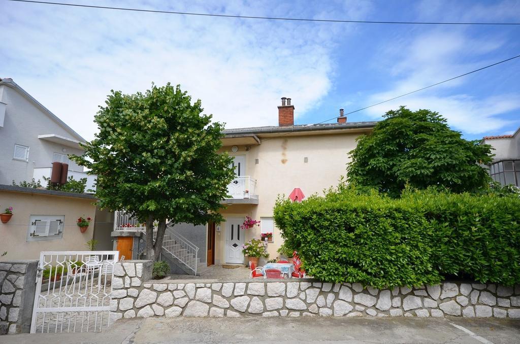 Apartments Gorana Novi Vinodolski Exterior photo